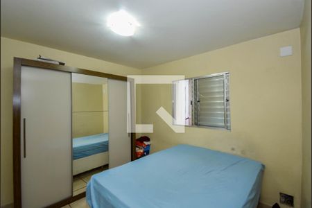 Casa à venda com 193m², 4 quartos e 3 vagas Casa à venda com 193m², 4 quartos e 3 vagasQuarto 4