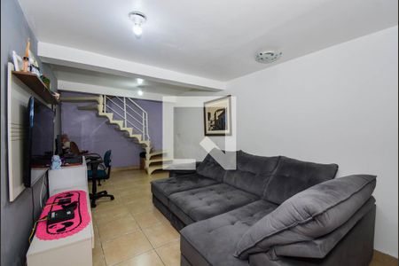 Sala de Estar de casa à venda com 4 quartos, 193m² em Jardim Flor da Montanha, Guarulhos