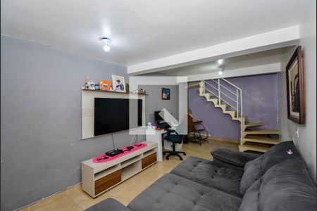 Sala de Estar de casa à venda com 4 quartos, 193m² em Jardim Flor da Montanha, Guarulhos