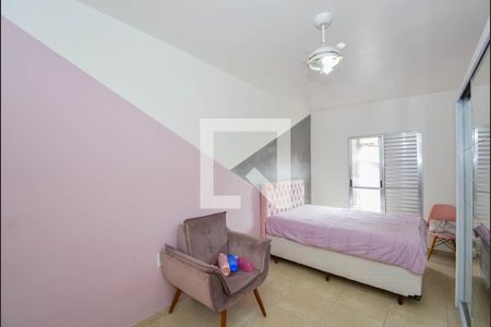 Casa à venda com 193m², 4 quartos e 3 vagas Casa à venda com 193m², 4 quartos e 3 vagasQuarto 2