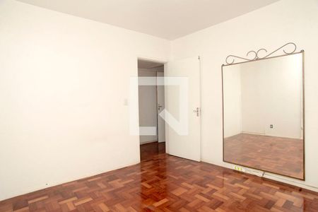 Quarto 1 de apartamento para alugar com 2 quartos, 62m² em Floresta, Porto Alegre