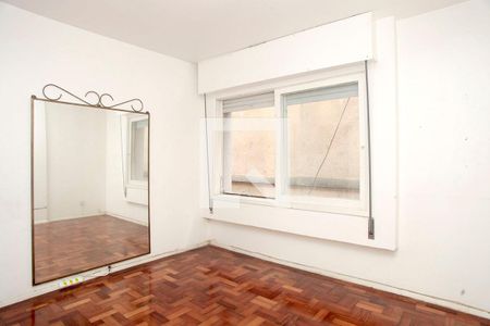 Quarto 1 de apartamento para alugar com 2 quartos, 62m² em Floresta, Porto Alegre