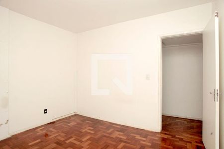 Quarto 1 de apartamento para alugar com 2 quartos, 62m² em Floresta, Porto Alegre