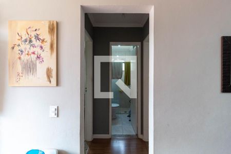 Corredor de apartamento para alugar com 2 quartos, 58m² em Vila Ré, São Paulo