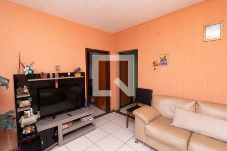 Sala de casa à venda com 2 quartos, 500m² em Inconfidentes, Contagem