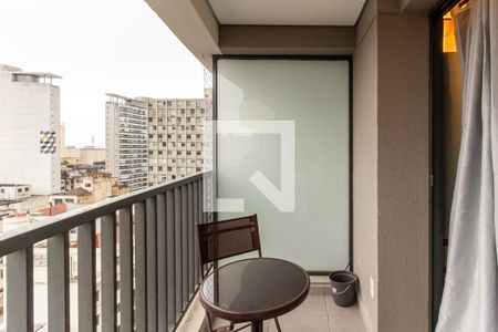 Varanda de kitnet/studio para alugar com 1 quarto, 22m² em Santa Ifigênia, São Paulo