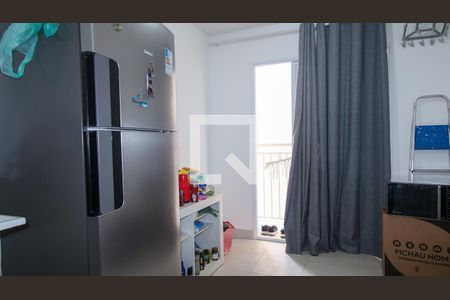 Sala/Cozinha  de apartamento para alugar com 2 quartos, 36m² em Vila Graciosa, São Paulo