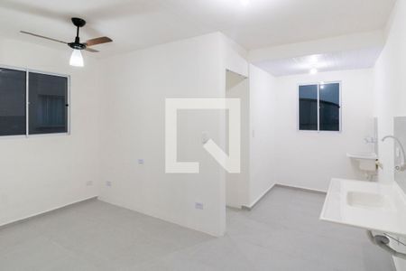 Sala/Cozinha de apartamento para alugar com 2 quartos, 39m² em Jardim dos Passaros, Guarujá