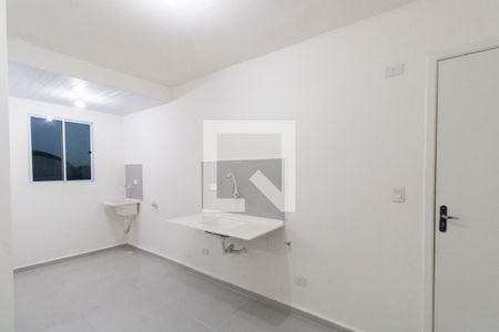 Sala/Cozinha de apartamento para alugar com 2 quartos, 39m² em Jardim dos Passaros, Guarujá