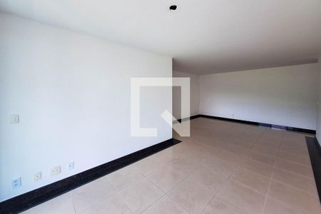 Sala de apartamento para alugar com 3 quartos, 120m² em São Francisco, Niterói