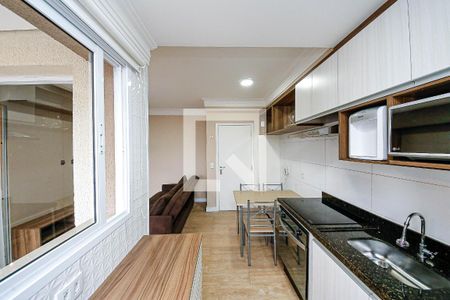 Cozinha de apartamento para alugar com 1 quarto, 36m² em Vila Prudente, São Paulo