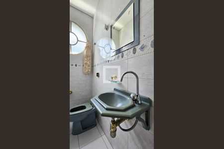 Lavabo de casa à venda com 4 quartos, 250m² em Vila Sao Pedro, São Paulo