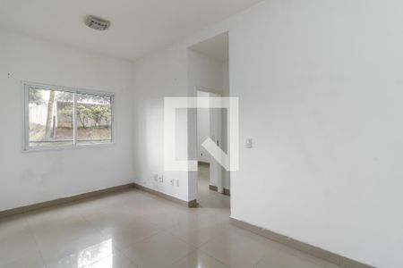 Sala de apartamento para alugar com 2 quartos, 44m² em Vila Carmosina, São Paulo