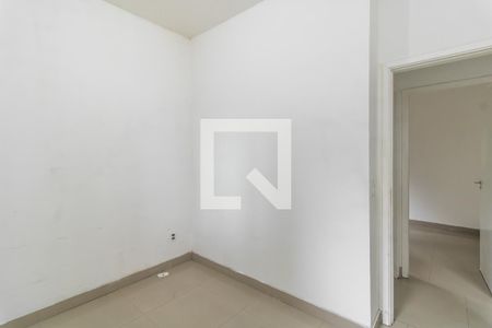 Quarto 1 de apartamento para alugar com 2 quartos, 44m² em Vila Carmosina, São Paulo