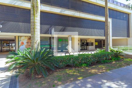 Studio à venda com 38m², 1 quarto e 1 vaga Studio à venda com 38m², 1 quarto e 1 vagaFachada