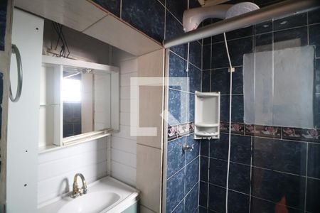 Banheiro de apartamento para alugar com 1 quarto, 70m² em Niterói, Canoas