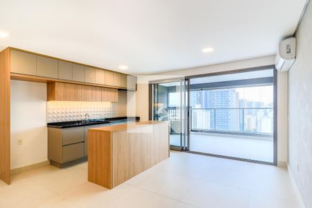 Sala de apartamento para alugar com 2 quartos, 73m² em Santo Amaro, São Paulo