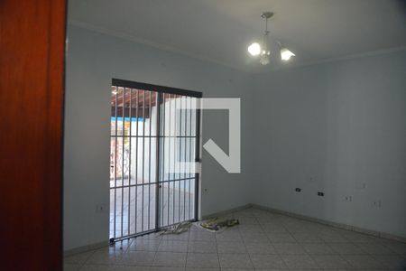 Sala de casa para alugar com 6 quartos, 259m² em Jardim Marek, Santo André