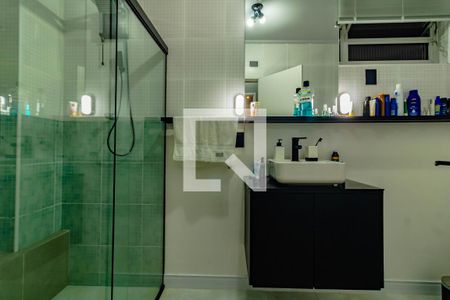 Banheiro de apartamento à venda com 2 quartos, 65m² em Vila Clementino, São Paulo