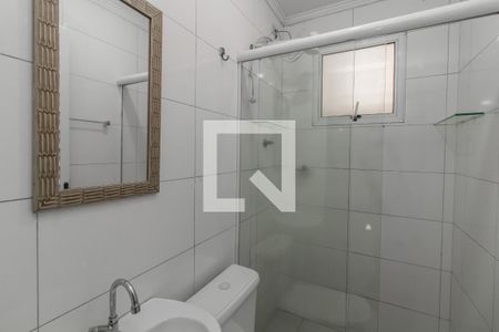 Banheiro de casa para alugar com 1 quarto, 35m² em Vila Silvia, São Paulo