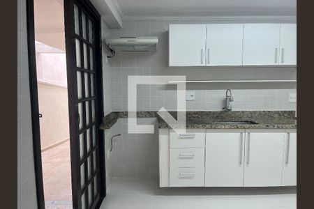 Cozinha de casa para alugar com 1 quarto, 100m² em Lapa, São Paulo