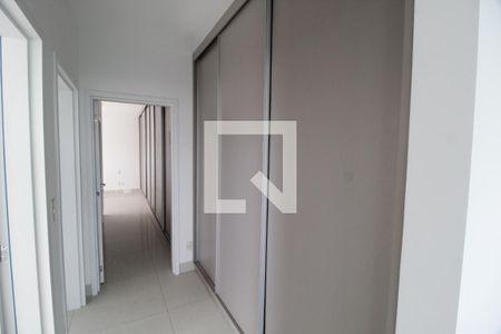 Corredor - Armários de apartamento para alugar com 3 quartos, 146m² em Tubalina, Uberlândia