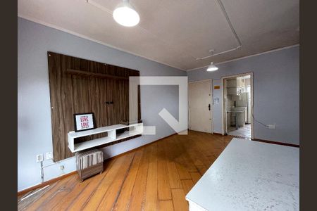 Quarto de apartamento para alugar com 2 quartos, 43m² em Morro do Espelho, São Leopoldo