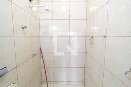 Banheiro 2 de casa para alugar com 1 quarto, 100m² em Chácaras Tubalina E Quartel, Uberlândia