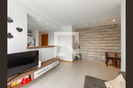 Sala de apartamento à venda com 2 quartos, 70m² em Praça da Bandeira, Rio de Janeiro