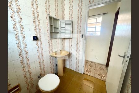 Banheiro Social de casa à venda com 4 quartos, 300m² em Vila Joana, Jundiaí