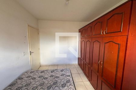 Dormitório 01 de apartamento para alugar com 2 quartos, 49m² em Valentina Figueiredo, Ribeirão Preto