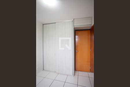 Quarto 1 de apartamento para alugar com 3 quartos, 55m² em Frei Leopoldo, Belo Horizonte