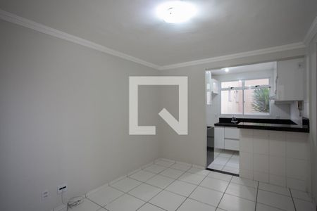 Sala de apartamento para alugar com 3 quartos, 55m² em Frei Leopoldo, Belo Horizonte