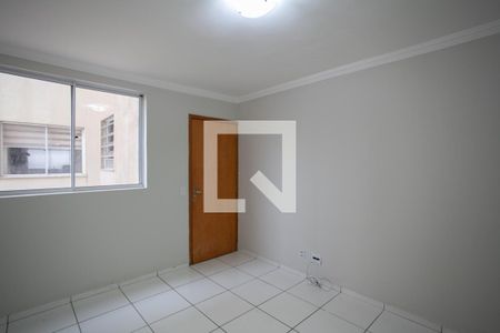 Sala de apartamento para alugar com 3 quartos, 55m² em Frei Leopoldo, Belo Horizonte