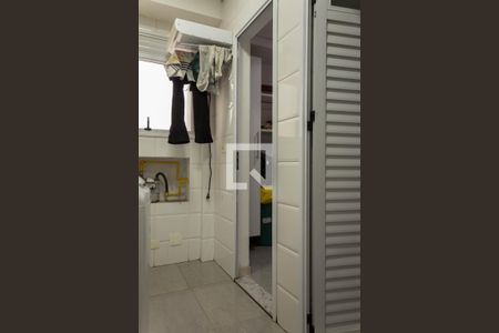 Apartamento à venda com 239m², 4 quartos e 4 vagas Apartamento à venda com 239m², 4 quartos e 4 vagasÁrea de Serviço