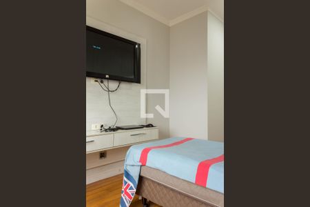 Apartamento à venda com 239m², 4 quartos e 4 vagas Apartamento à venda com 239m², 4 quartos e 4 vagasSuíte 4