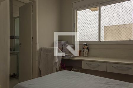 Apartamento à venda com 239m², 4 quartos e 4 vagas Apartamento à venda com 239m², 4 quartos e 4 vagasSuíte 3