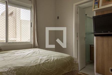 Apartamento à venda com 239m², 4 quartos e 4 vagas Apartamento à venda com 239m², 4 quartos e 4 vagasSuíte 2