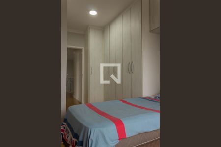 Apartamento à venda com 239m², 4 quartos e 4 vagas Apartamento à venda com 239m², 4 quartos e 4 vagasSuíte 4