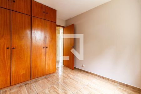 Quarto 1 de apartamento à venda com 2 quartos, 77m² em Alto de Pinheiros, São Paulo