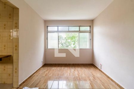 Sala de apartamento à venda com 2 quartos, 77m² em Alto de Pinheiros, São Paulo