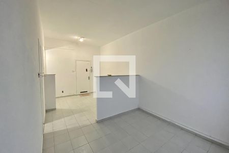 Sala/Quarto de apartamento à venda com 1 quarto, 25m² em Laranjeiras, Rio de Janeiro