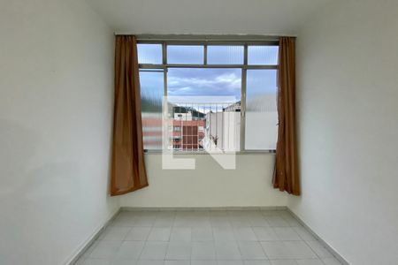 Sala/Quarto de apartamento à venda com 1 quarto, 25m² em Laranjeiras, Rio de Janeiro