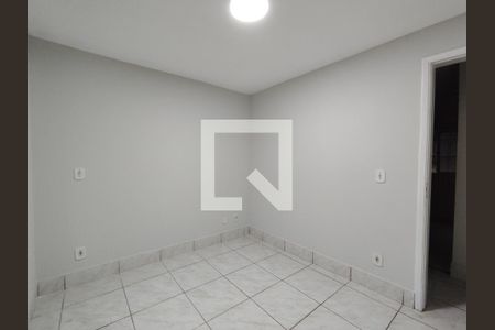 Quarto 2 de apartamento para alugar com 2 quartos, 44m² em Jardim Lourdes, Ferraz de Vasconcelos