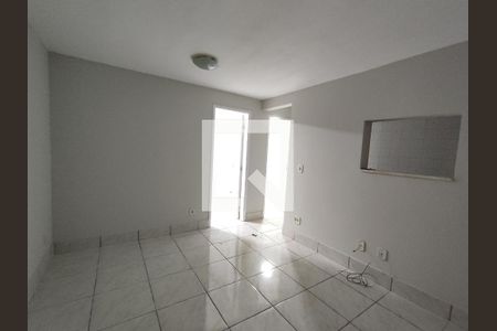 Sala de apartamento para alugar com 2 quartos, 44m² em Jardim Lourdes, Ferraz de Vasconcelos