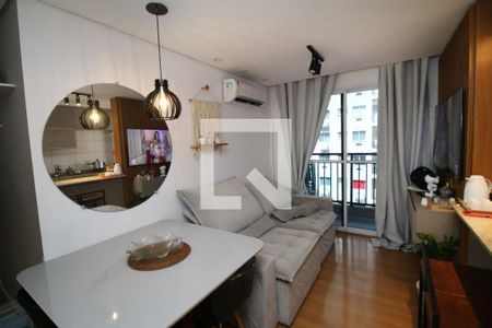 Sala de apartamento à venda com 2 quartos, 48m² em Vista Alegre, Rio de Janeiro