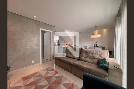 Sala de casa para alugar com 3 quartos, 146m² em Vila Valparaíso, Santo André