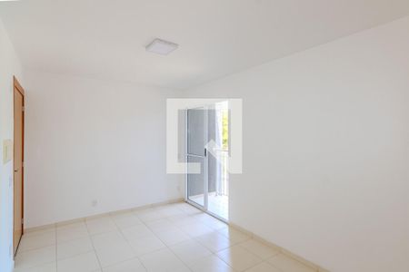 Sala de apartamento para alugar com 2 quartos, 45m² em Guaratiba, Rio de Janeiro