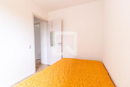 Quarto 1 de apartamento para alugar com 2 quartos, 40m² em Campo de Santana, Curitiba