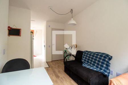 Sala de apartamento para alugar com 2 quartos, 40m² em Campo de Santana, Curitiba